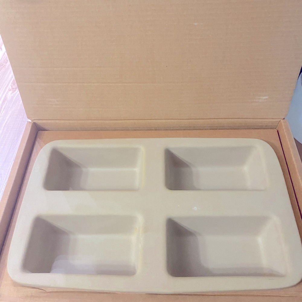 The pampered chef stoneware mini loaf pan